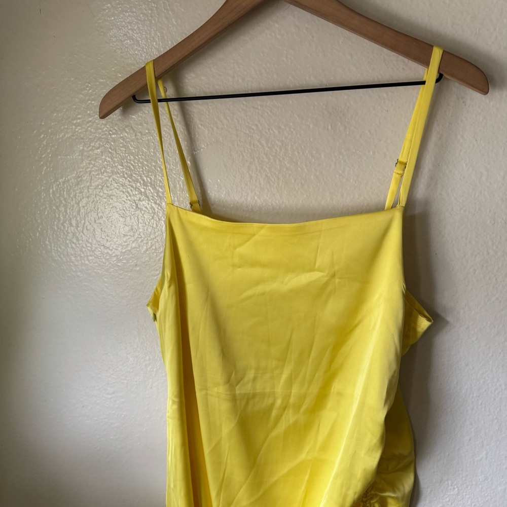 Lulus | Bonafide Babe Yellow Satin Sleeveless Ruched Midi Dress - Picture 3 of 8